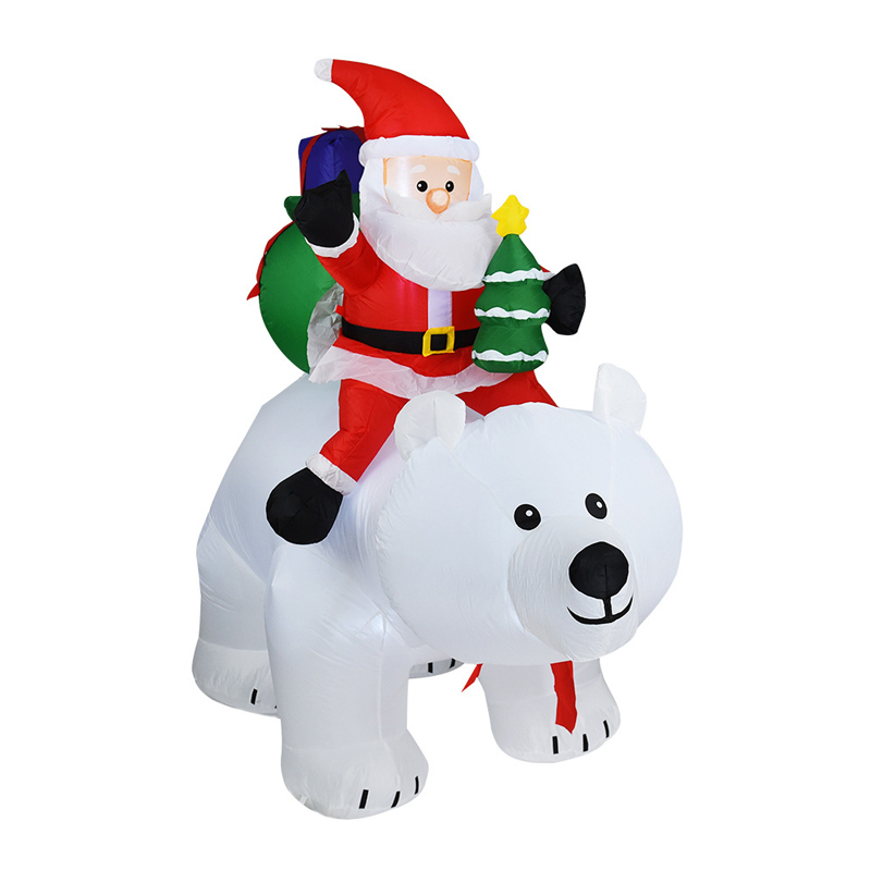 Süßer Weihnachtsmann -Reitbär -Rasenflächendekoration im Freien